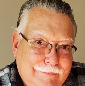 Meet your Posher, Bruce